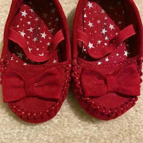 EUC Red Bow Baby Shoes - Picture 4 of 4